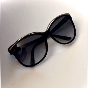 Authentic Gucci Women’s Black Sunglasses